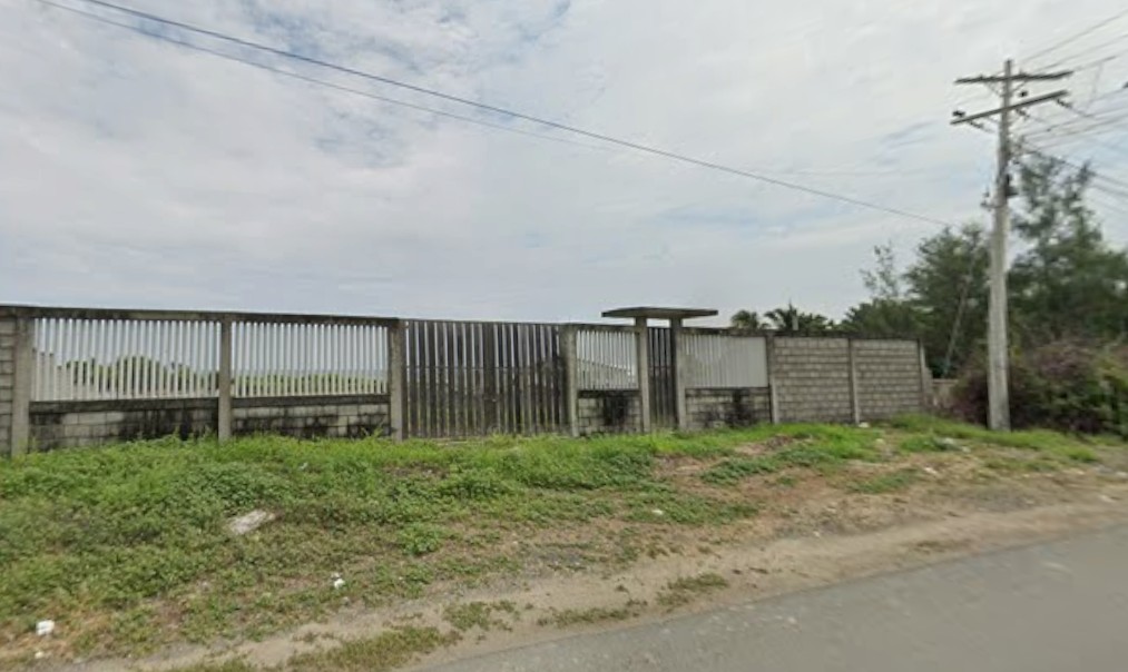 Terreno Frente al Mar en Playas
